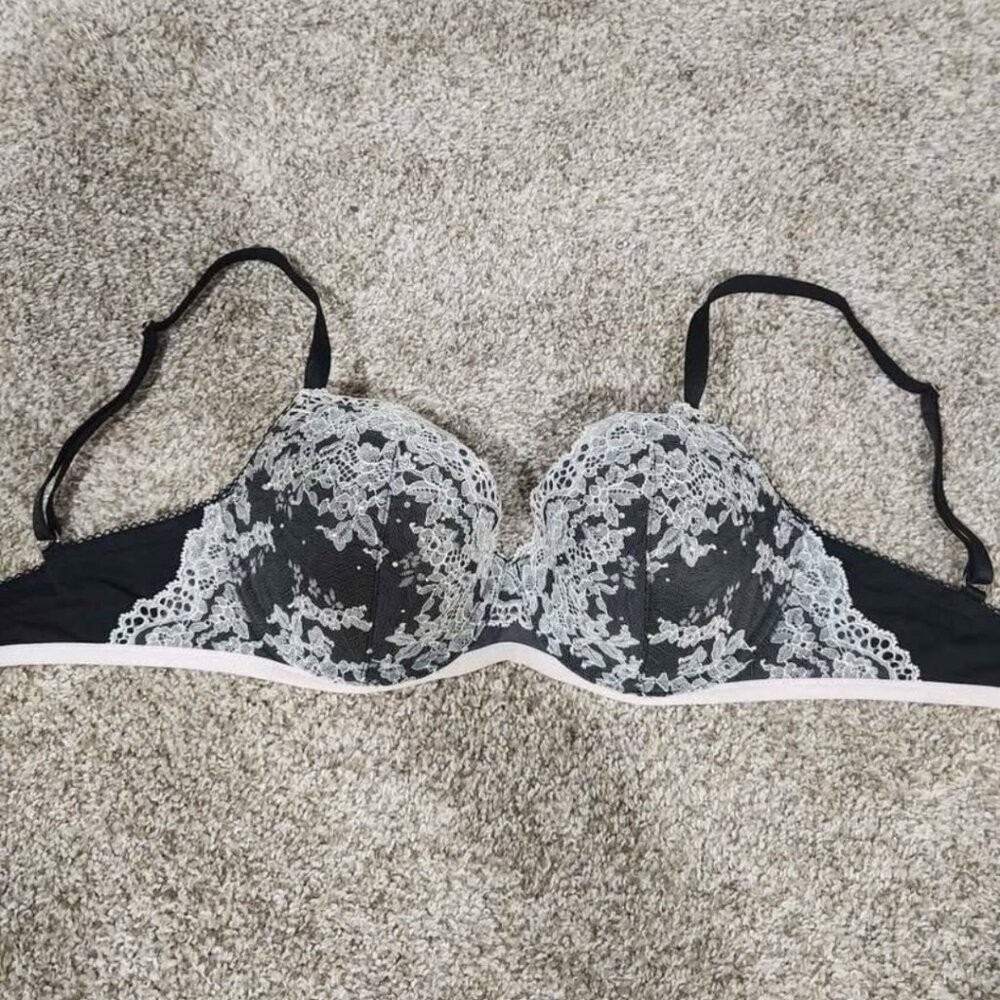 Victoria's Secret bra